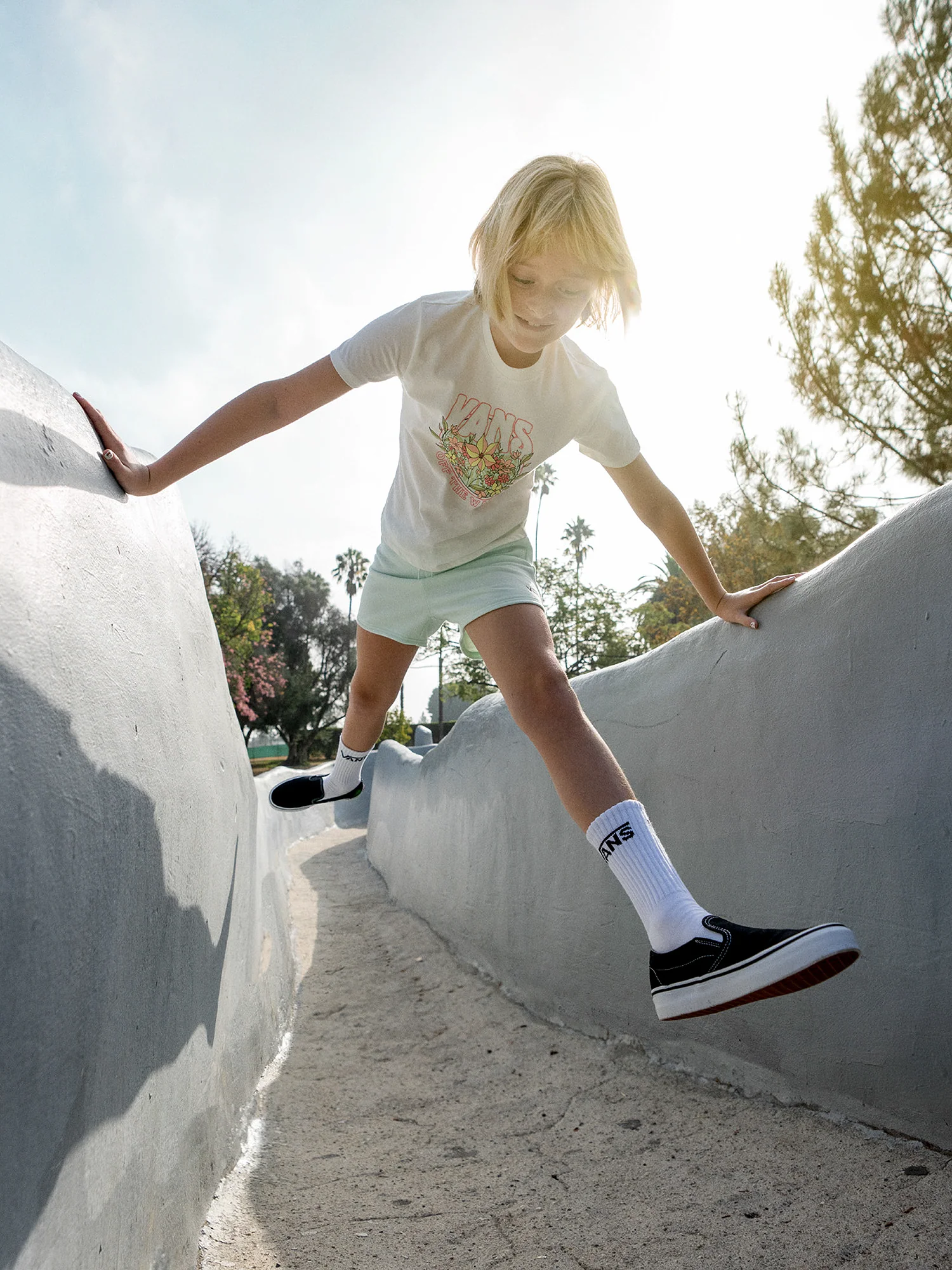 VANS KIDS CLASSIC SLIP-ON SNEAKER - Image 3
