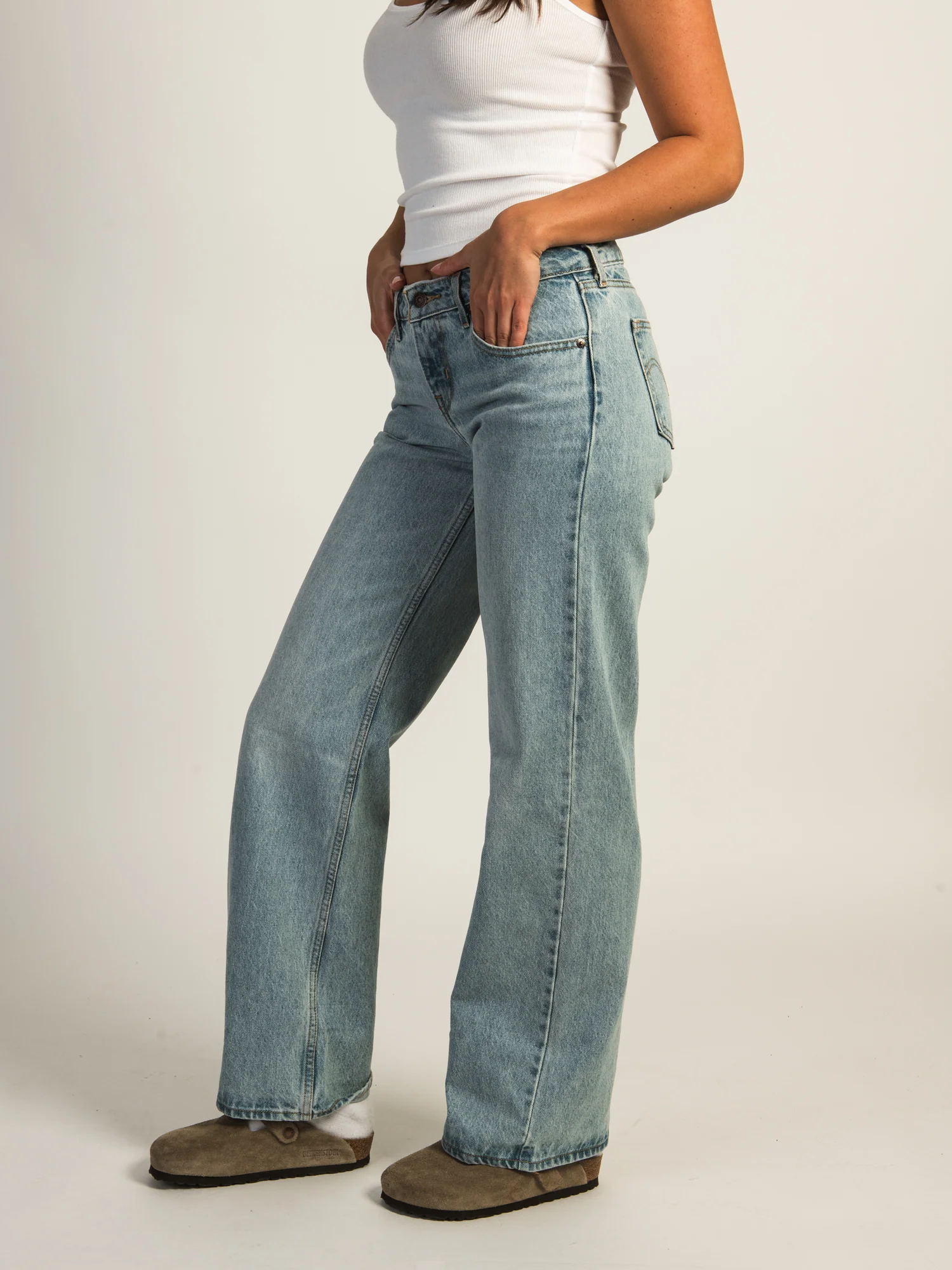 LEVIS LOW LOOSE BLASTED JEAN - Image 4