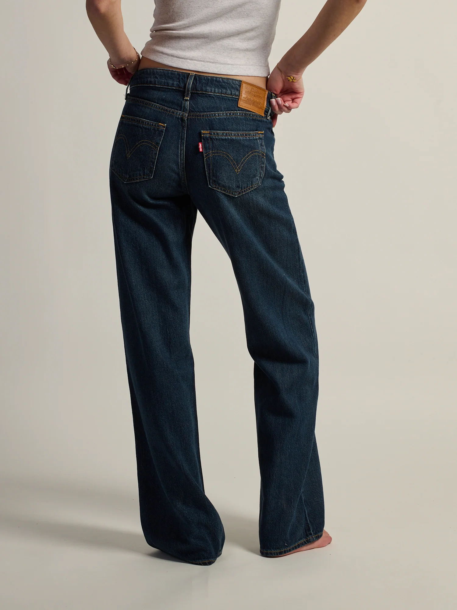 LEVIS LOW LOOSE JEAN - LOST IN TRANSLATION - Image 6