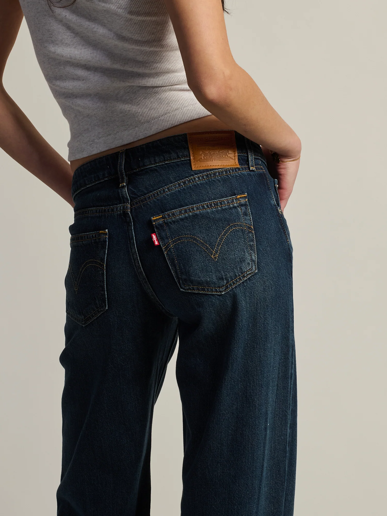 LEVIS LOW LOOSE JEAN - LOST IN TRANSLATION - Image 7