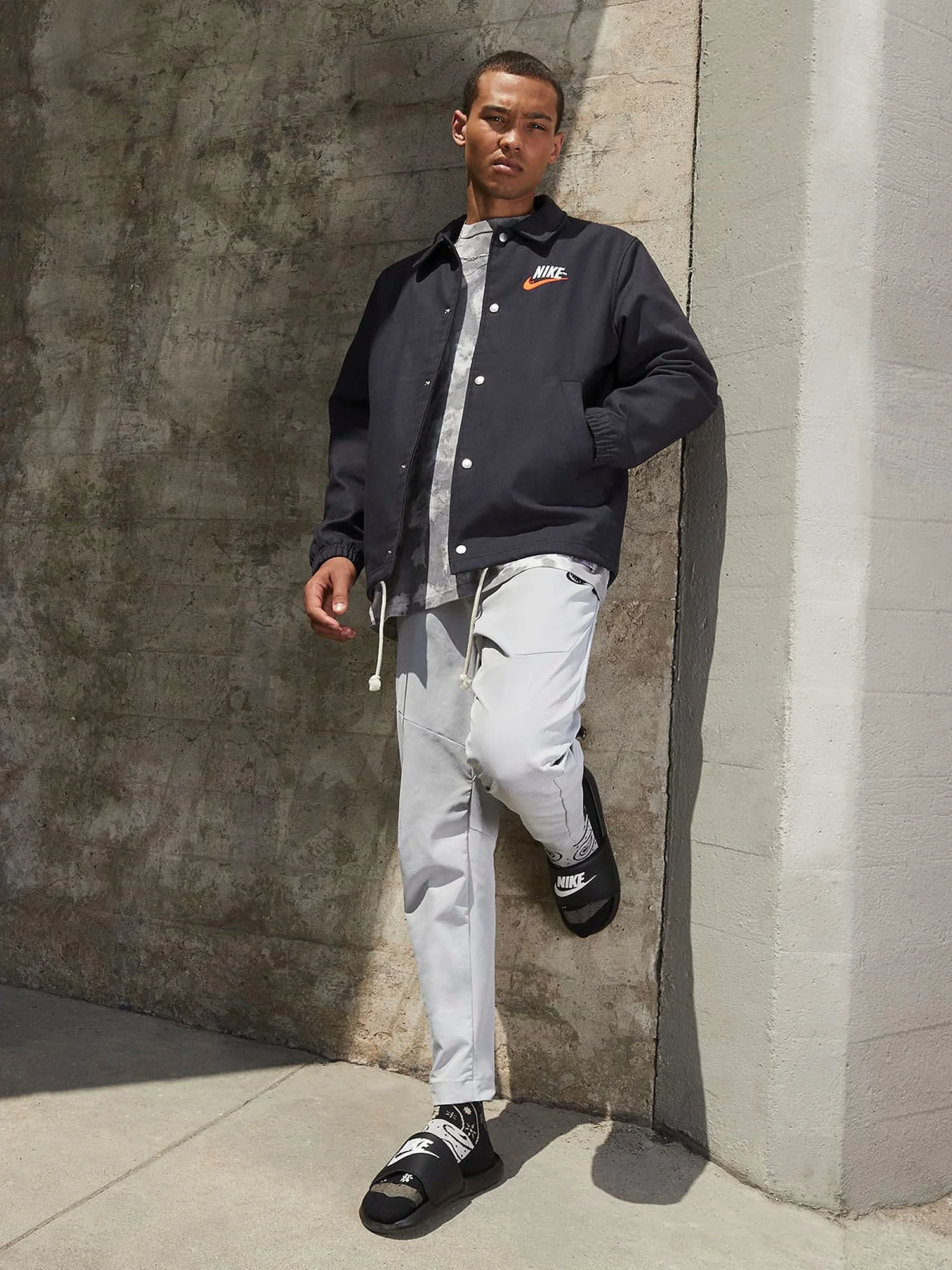 MENS NIKE VICTORI ONE SLIDE SANDAL - BLACK - Image 6