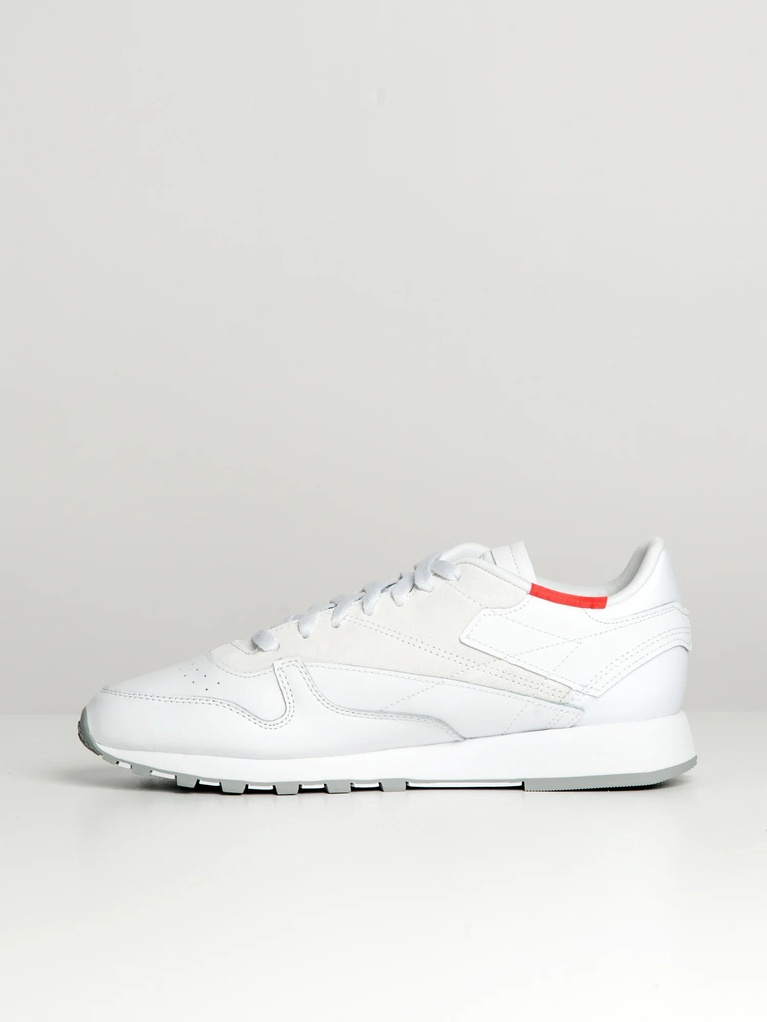 MENS REEBOK CLASSIC LEATHER SNEAKERS - CLEARANCE - Image 4