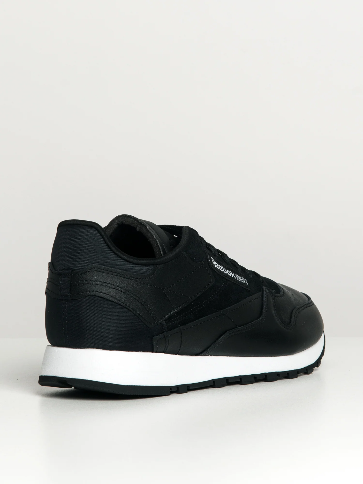 MENS REEBOK CLASSIC LEATHER SNEAKERS - CLEARANCE - Image 3