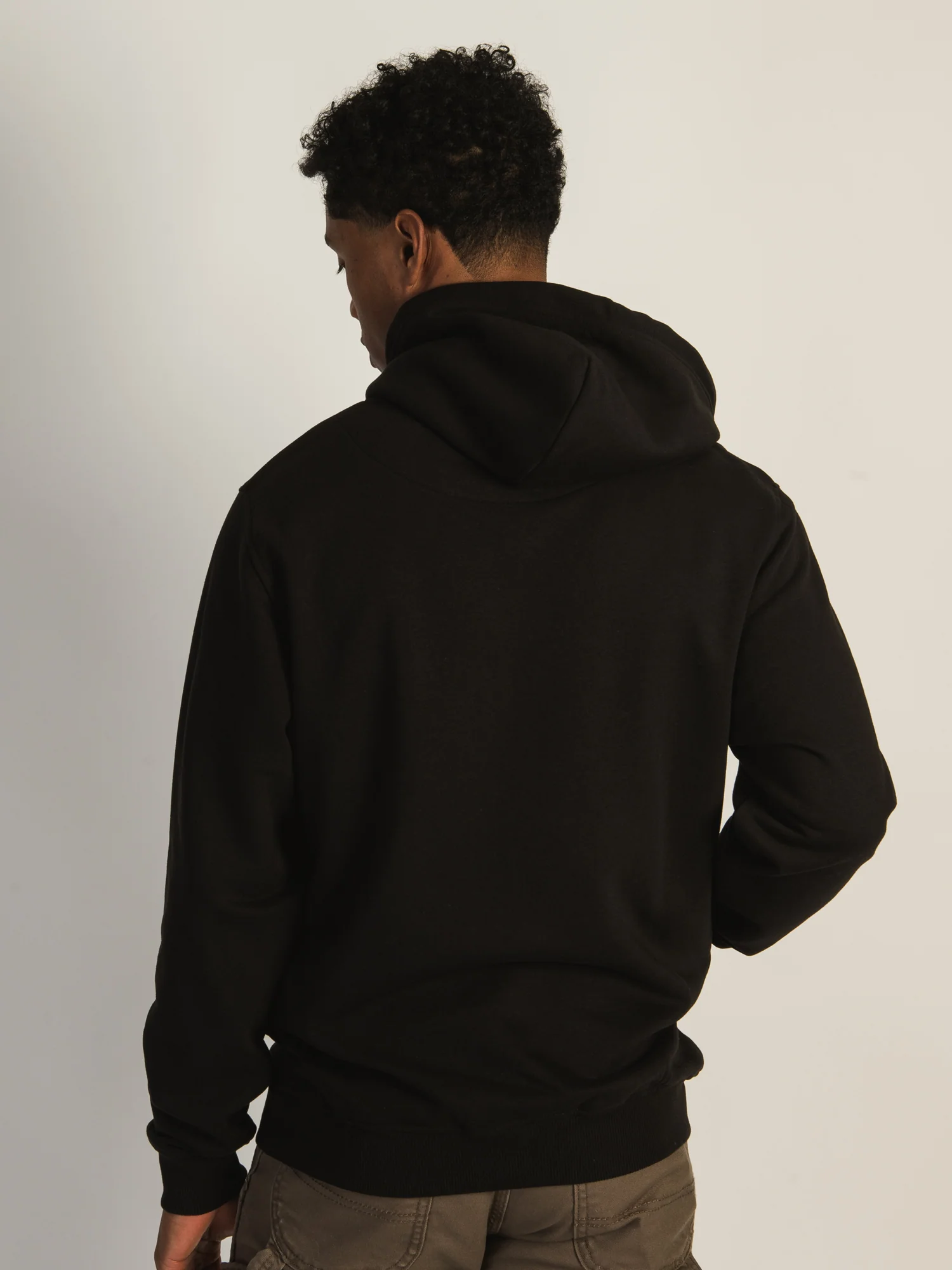 NBA CHICAGO BULLS HARDWOOD PULLOVER HOODIE - Image 3