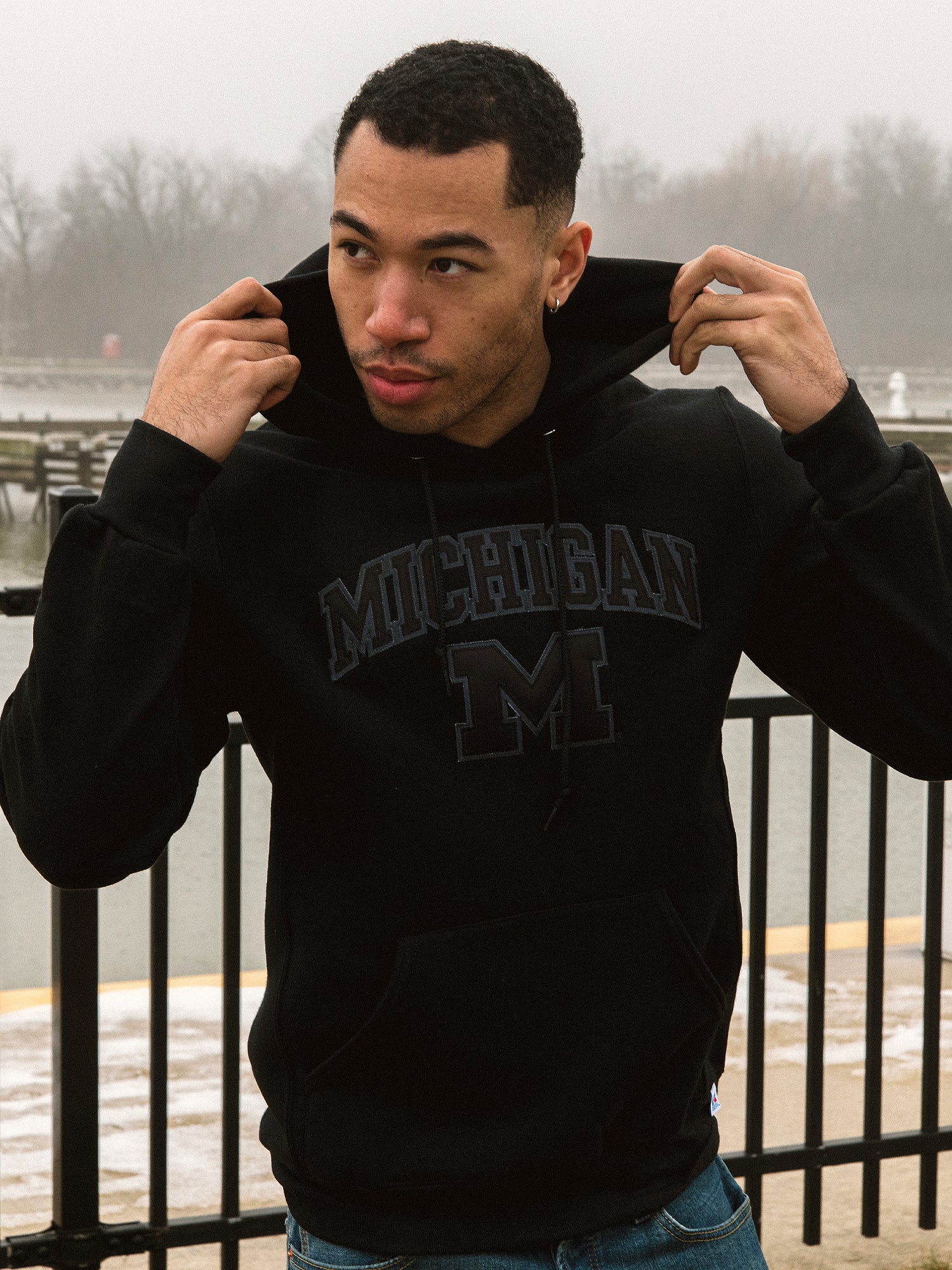 NCAA MICHIGAN TONAL PULLOVER HOODIE - Image 7