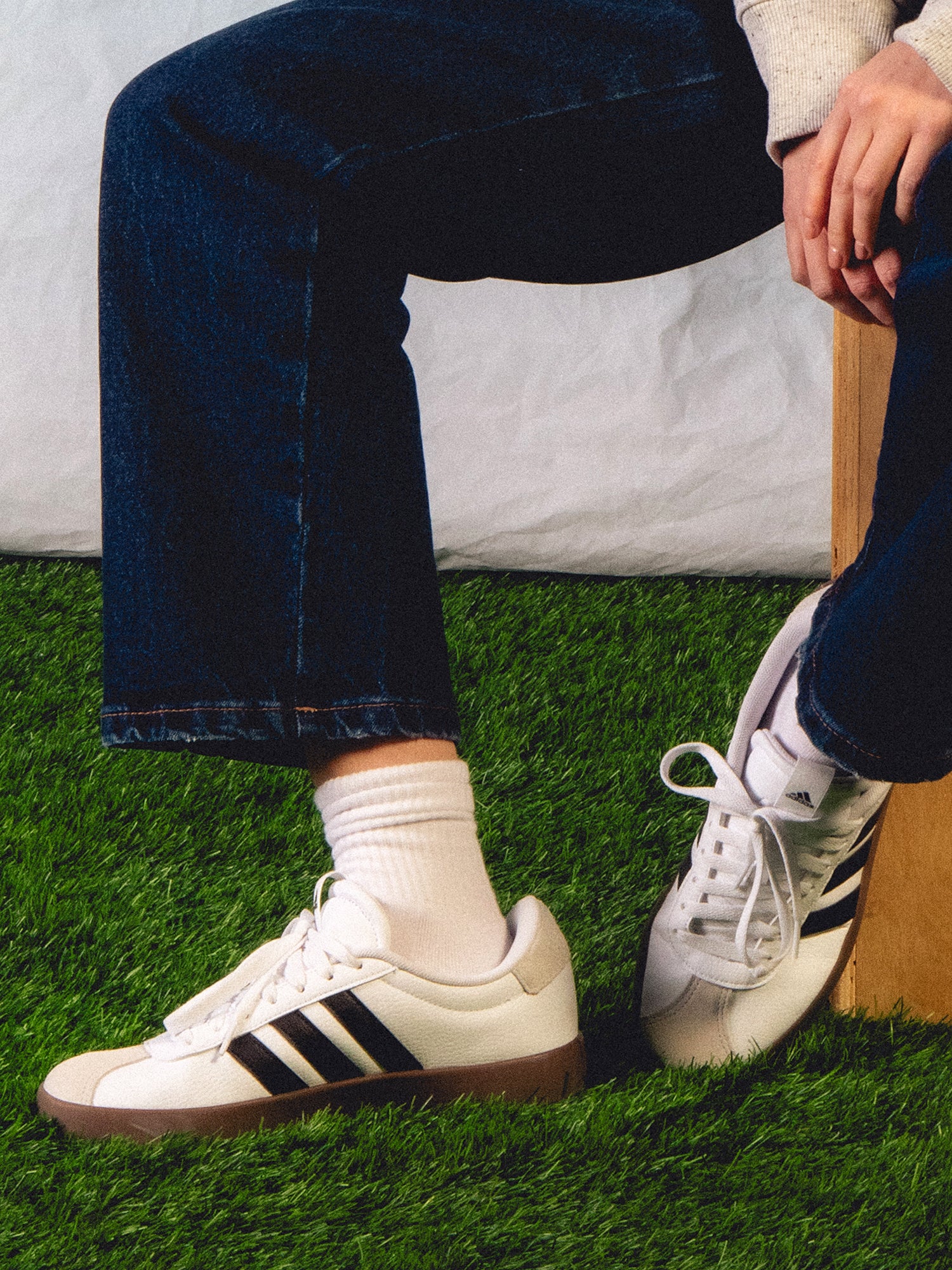 WOMENS ADIDAS VL COURT 3.0 SNEAKER - CLOUD WHITE/CORE BLACK/GREY ONE - Image 6