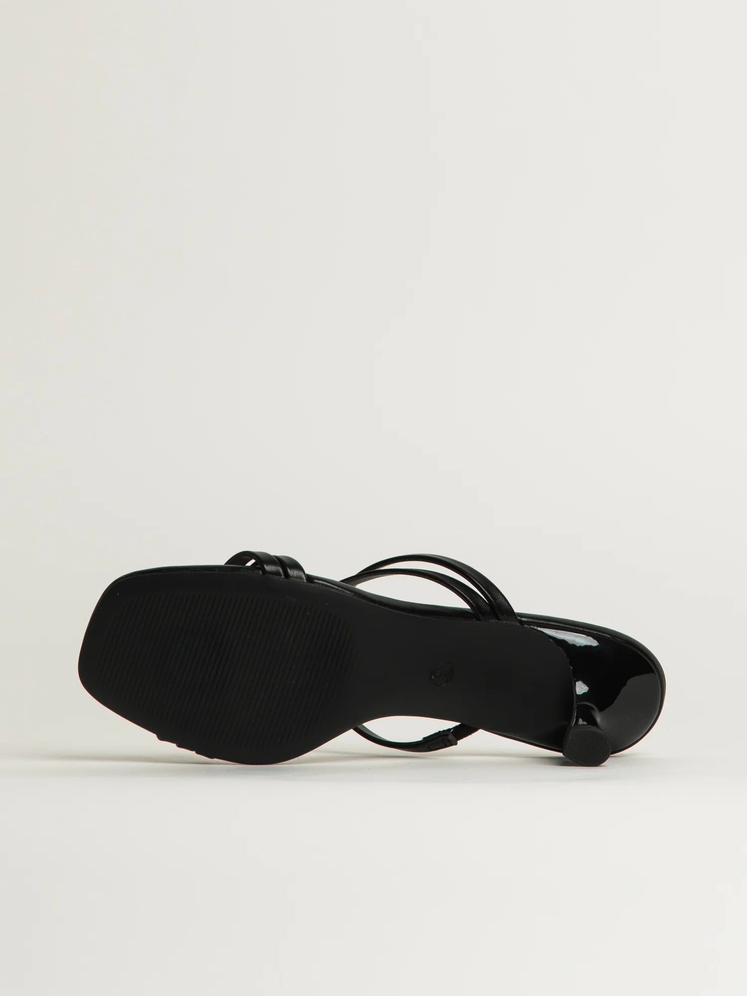 WOMENS HARLOW KITTEN - BLACK - Image 5