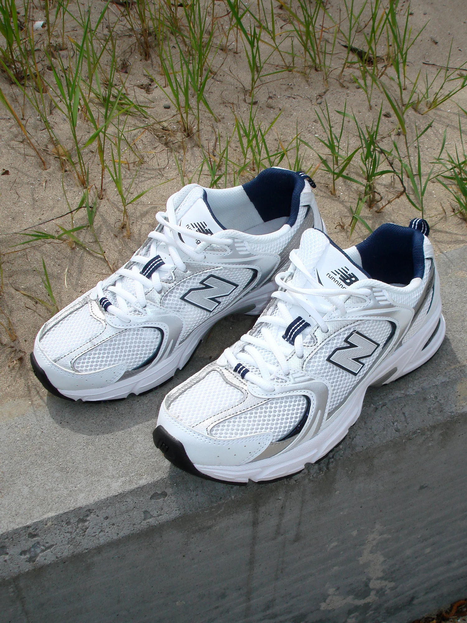 WOMENS NEW BALANCE 530 SNEAKER - WHITE/INDIGO - Image 7