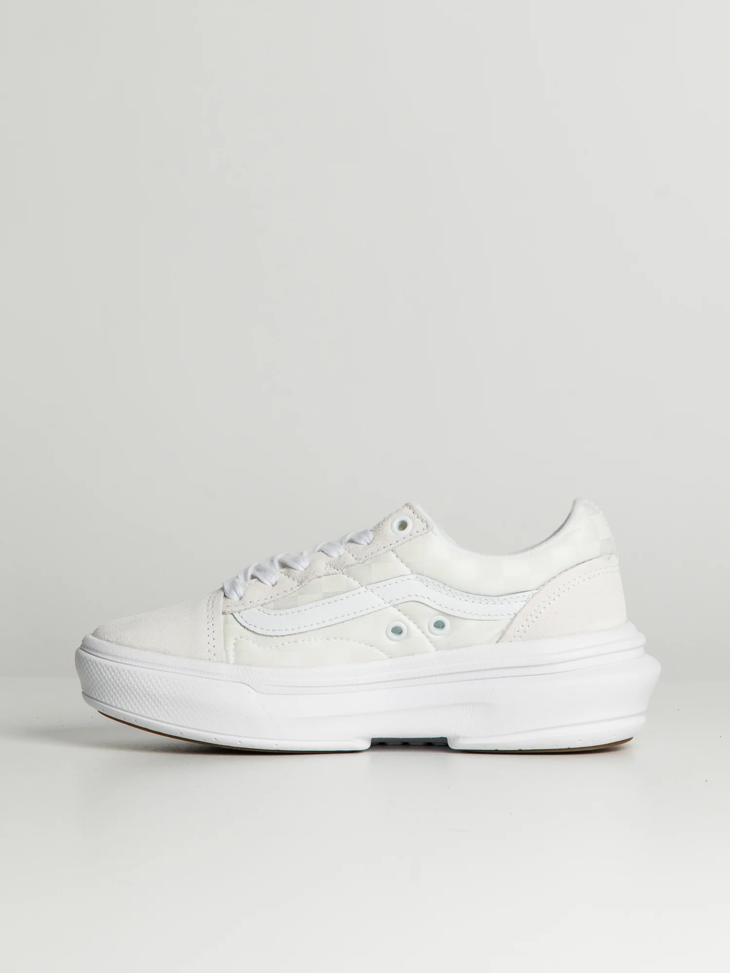 WOMENS VANS OLD SKOOL OVERT CC - CLEARANCE - Image 4